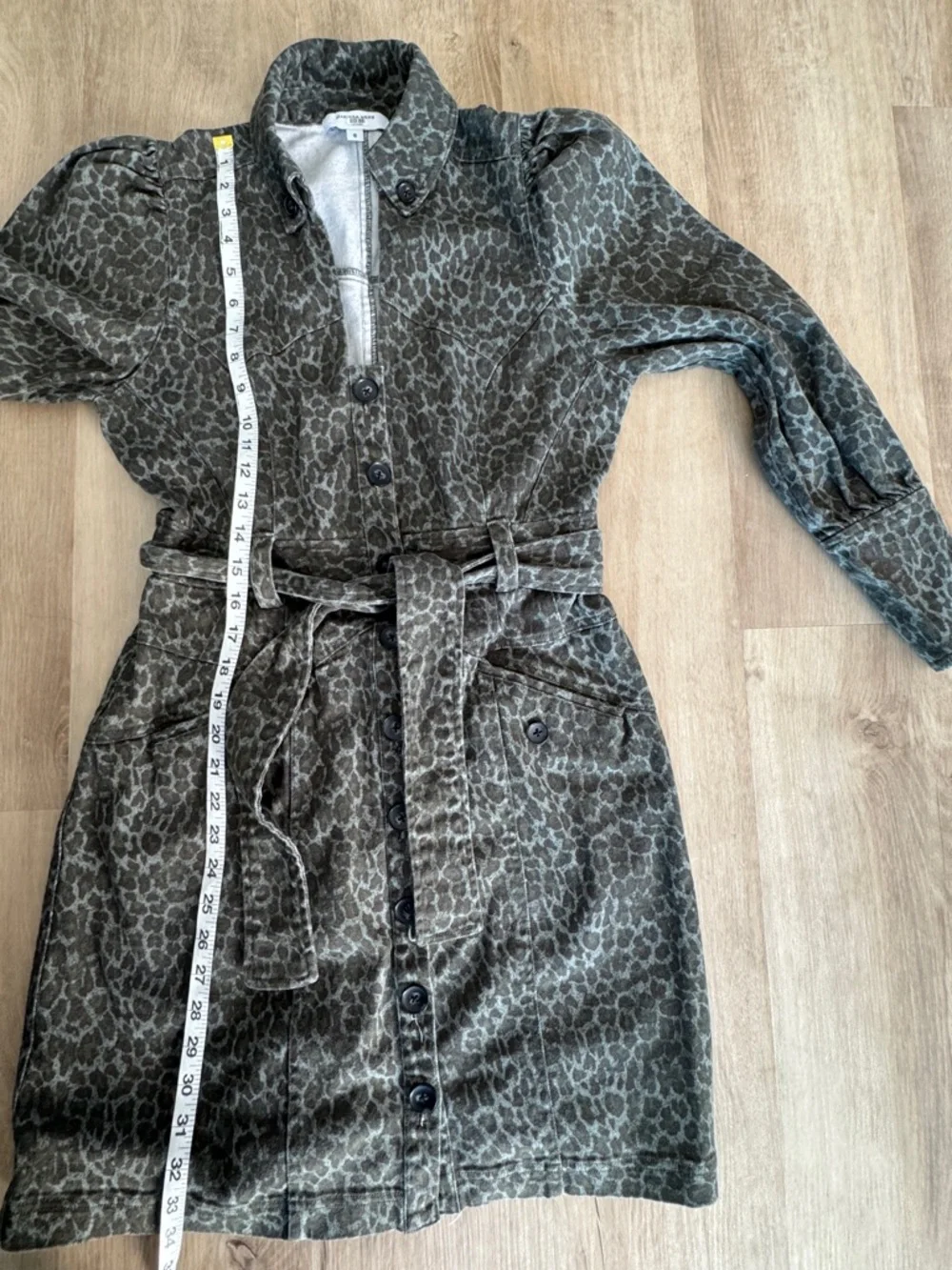 Marissa Webb MERA LEOPARD PRINT CANVAS MINI DRESS sz 8 - Picture 6 of 10